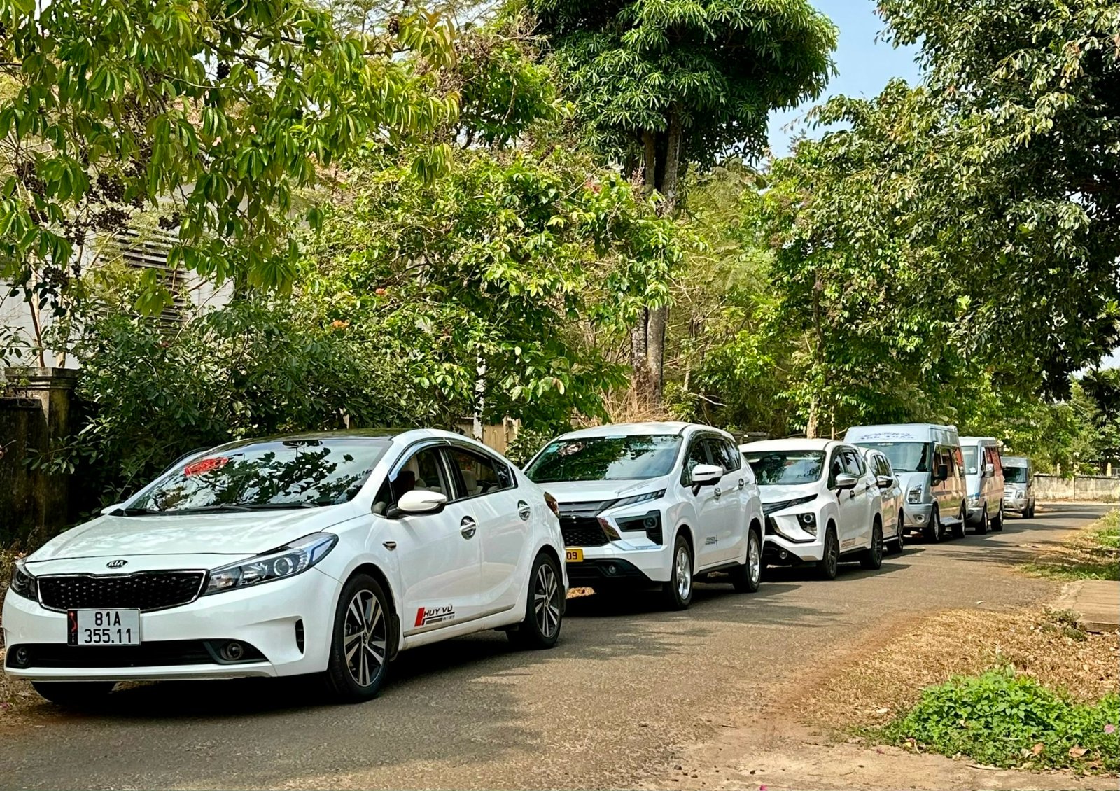 Thuê xe cưới Kbang Gia Lai đi Pleiku đúng giờ