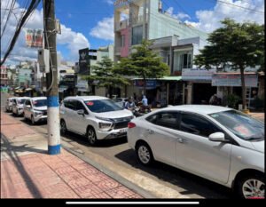 Xe cưới hoa tươi đón dâu tại phường Hoa Lư, Pleiku