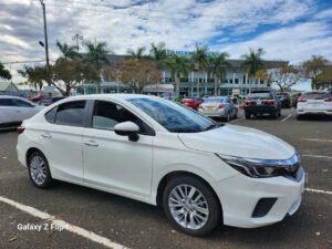 Taxi sân bay Pleiku đi Kon Tum đón khách đúng giờ